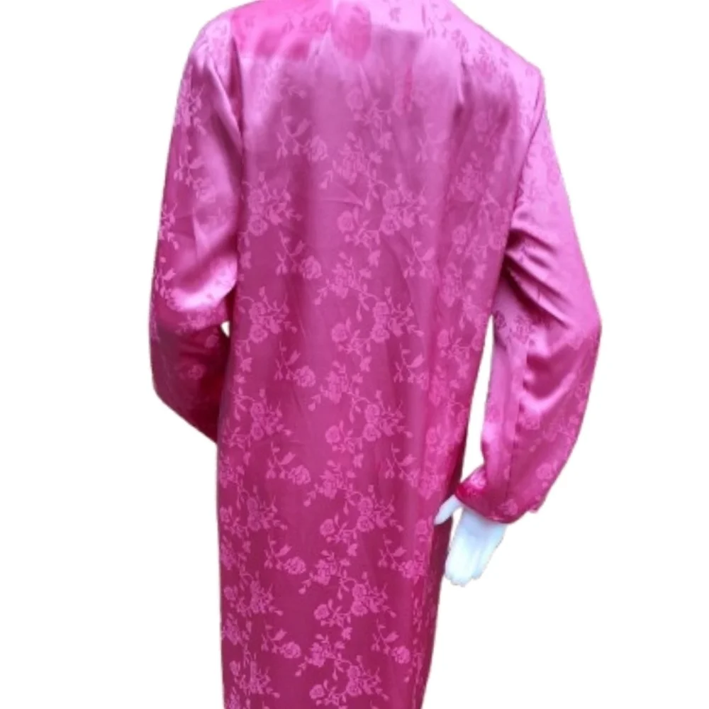 Vintage elegant slitted